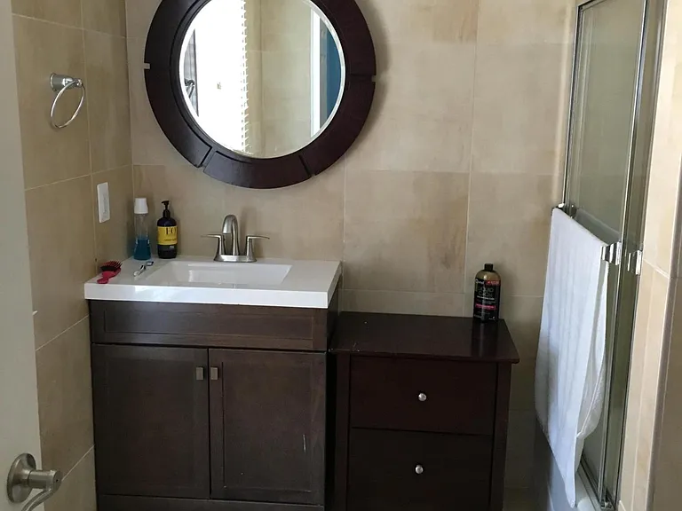 110 Poplar Ave — Photo 4