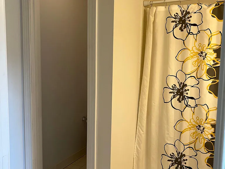 Level 3
3rd Full Bathroom