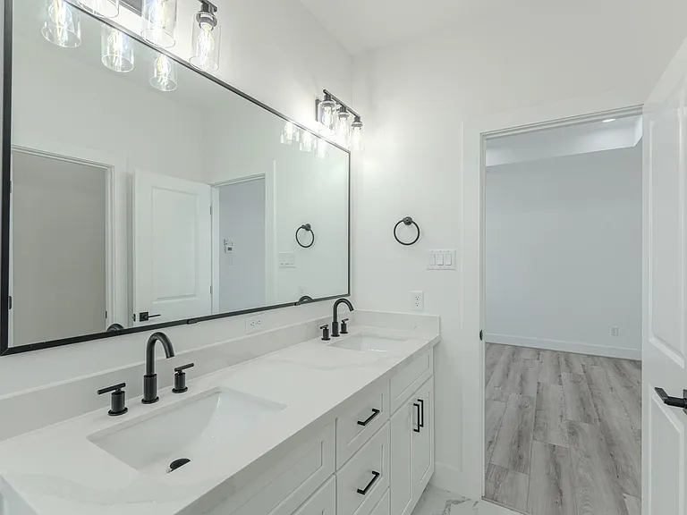 7735 Hammerly Blvd — Photo 38