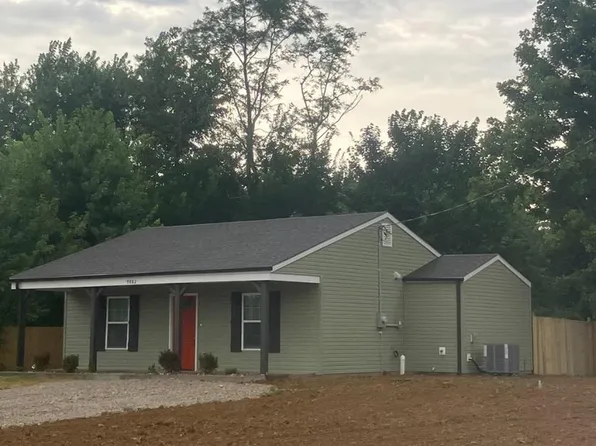 9882 Elizabethtown Rd, Big Clifty, KY 42712