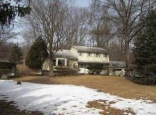 219 Rexland Dr, Boonton, NJ 07005