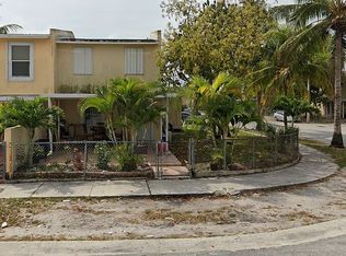 4524 NW 192nd St, Miami Gardens, FL 33055