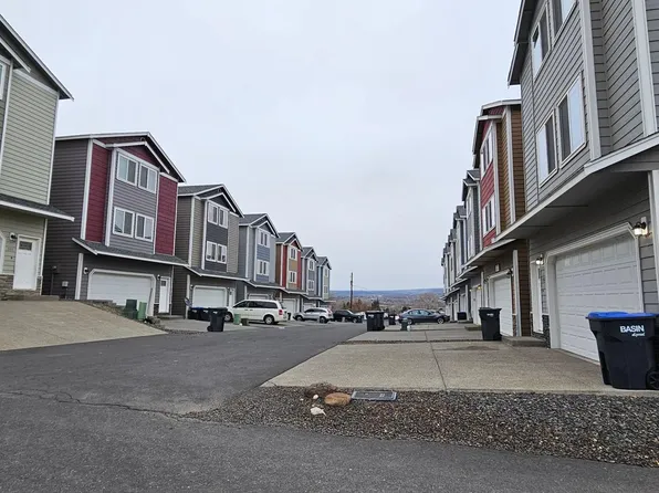 213 Tranquility Way, Selah, WA 98942
