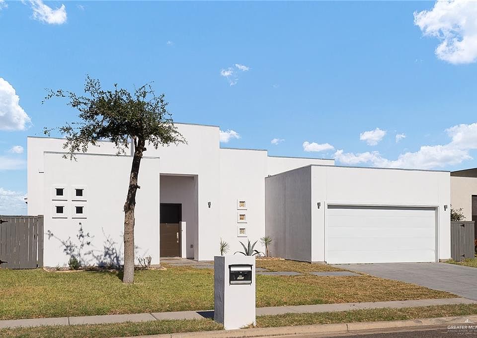 1st image of 4604 Upas Ave