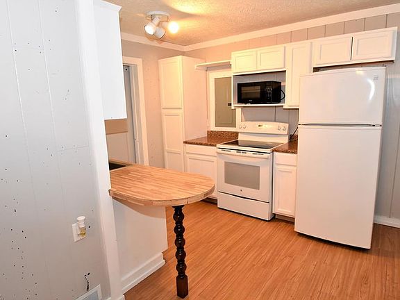 5th image of 356 N Huntington St