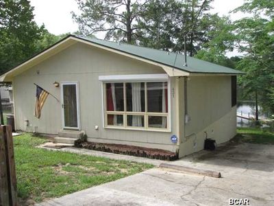 431 Compass Lake Dr, Alford, FL, 32420