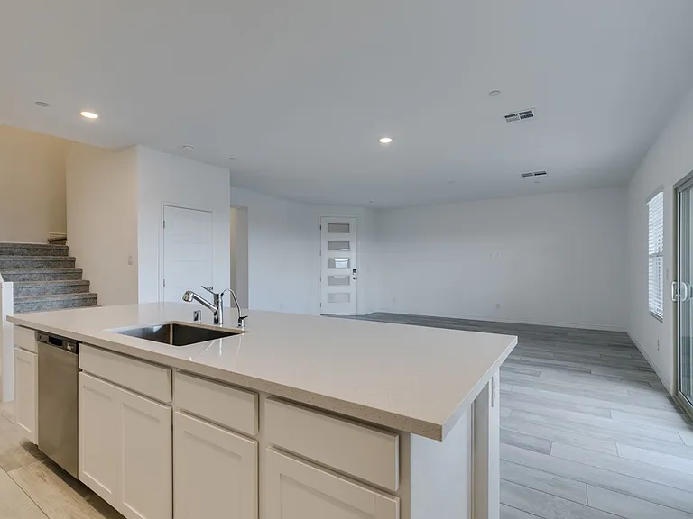 600 N Carriage Hill Dr #1140 — Photo 25