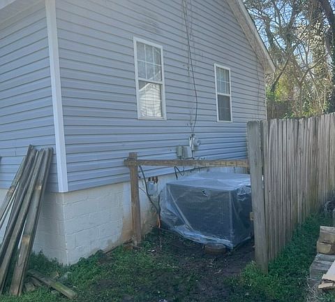 4th image of 511 Steel St