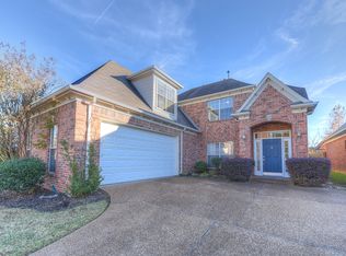 9305 S Fairmont Cir, Collierville, TN 38017