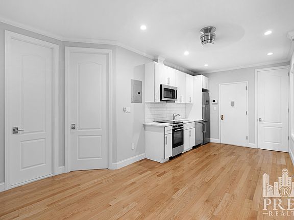 4th image of 168 E 82nd St APT 3C