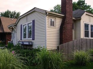 4426 Summit St, Kansas City, MO 64111