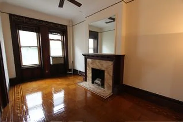 Rented by Robyn Lee, LREB | media 26