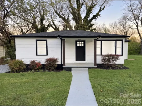 142 S Ervin Ave, Newton, NC 28658