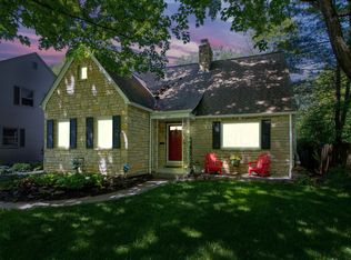 185 N Roosevelt Ave, Columbus, OH 43209