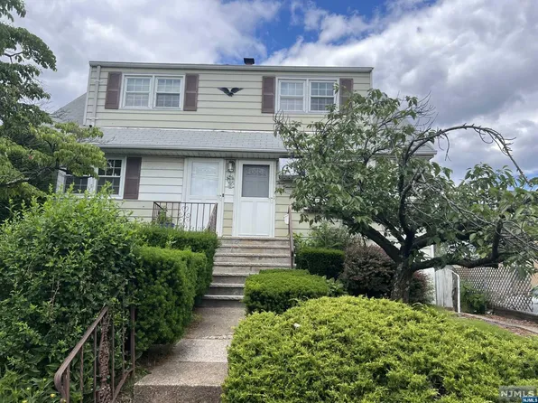 299-303 Dakota St, Paterson, NJ 07503