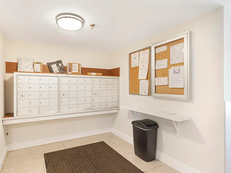 955 Egret Cir #402 — Photo 36