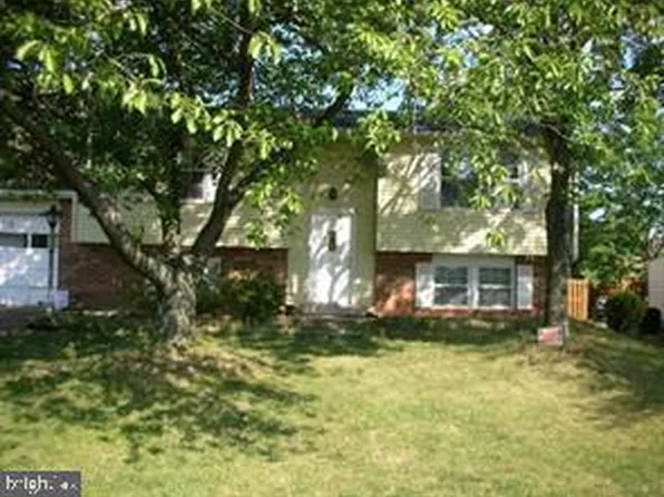 712 N Sterling Blvd, Sterling, VA 20164