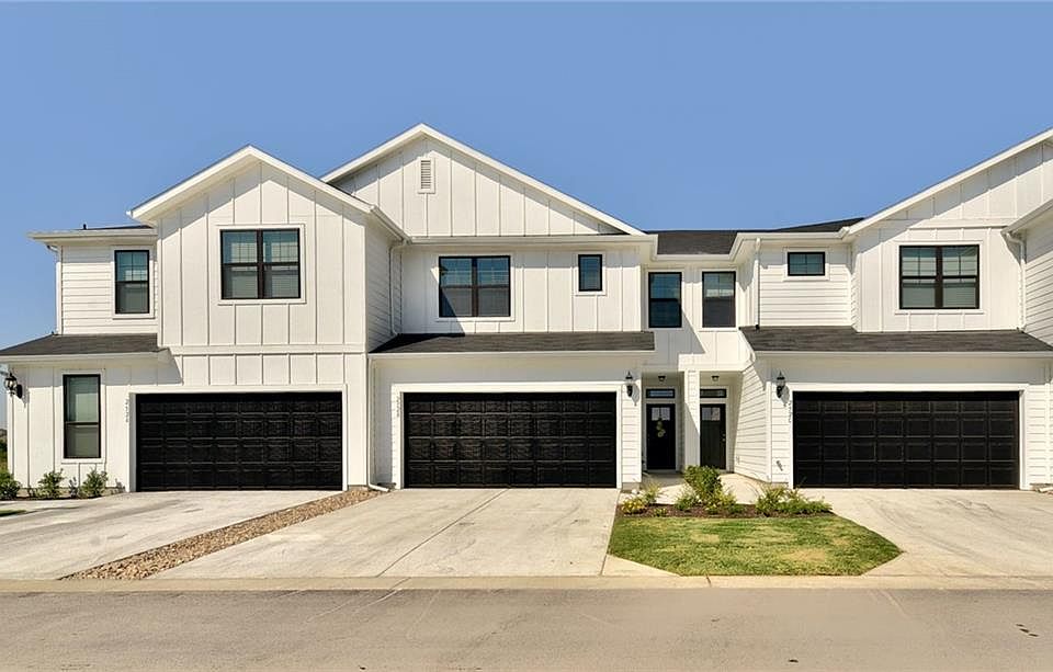 1st image of 252 B Fieldwood Dr