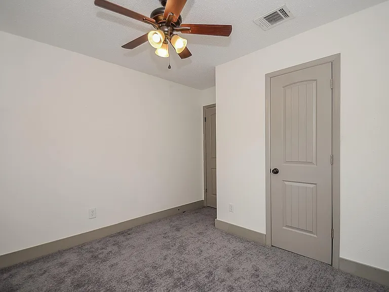 22006 Silver Lode Dr — Photo 16