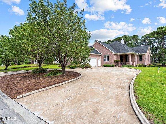 3rd image of 408 Bobby Jones Drive