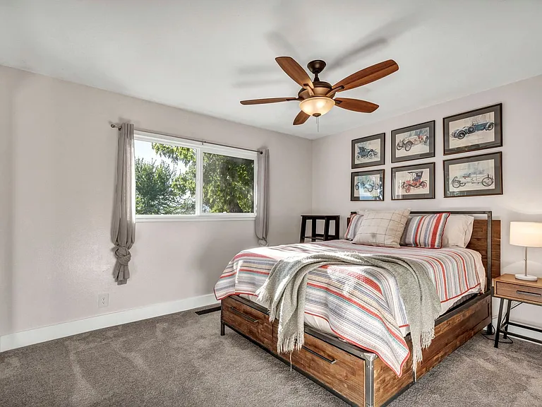 2655 Parkway Dr — Photo 30