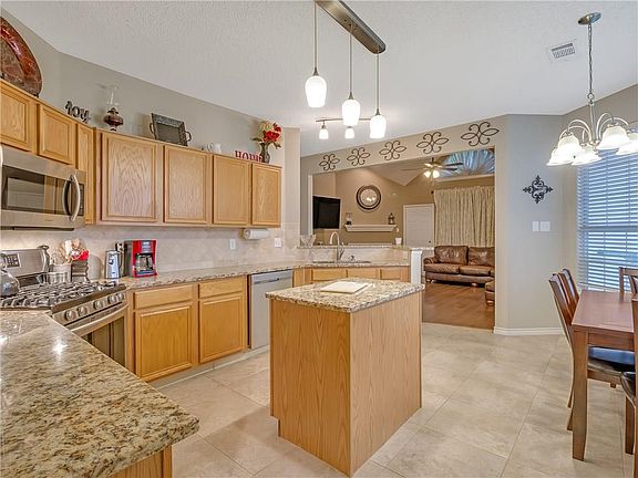 3rd image of 6610 Alcove Ct