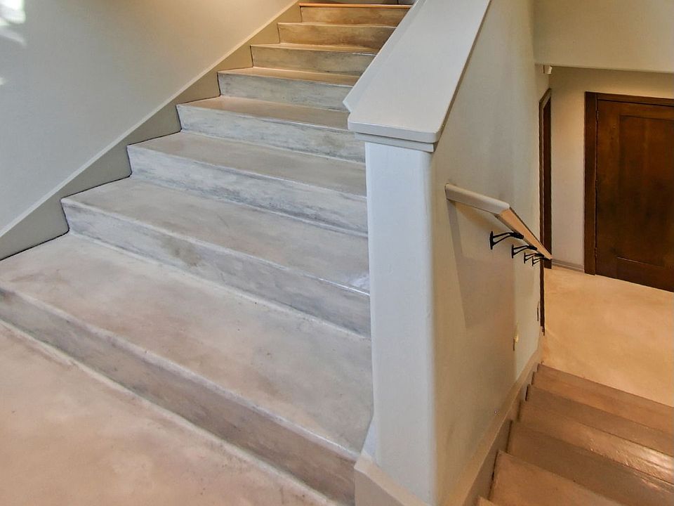 Stairs to Master Bedroom