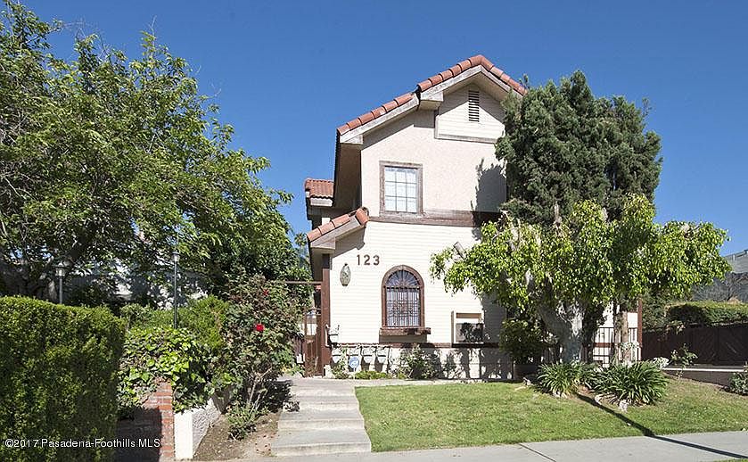 1st image of 123 N Marguerita Ave