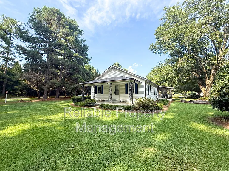 10586 State Highway 96 N — Photo 1