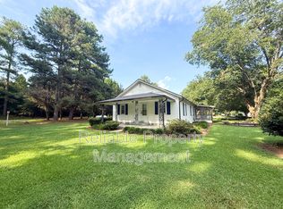 10586 State Highway 96 N, Selma, NC 27576