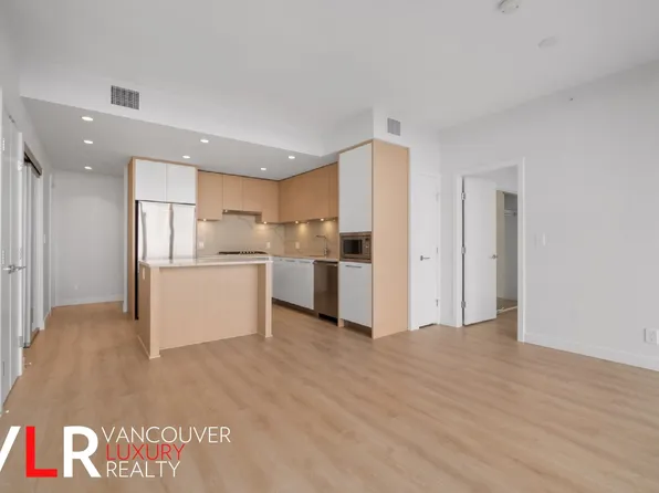567 Clarke Rd, Coquitlam, BC