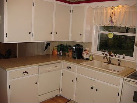 3rd image of 3100 Meier Pl