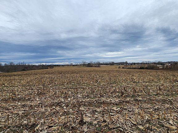 2nd image of 55 Indian Mound Rd