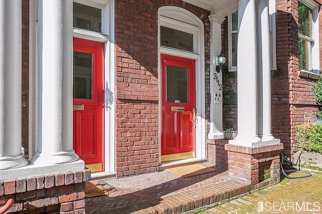 1st image of 2112A Pine St