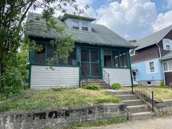 82 Sergeant St, Johnson City, NY 13790