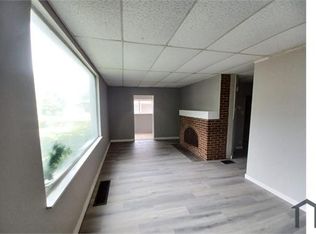 8838 Cozens Ave, Saint Louis, MO 63136