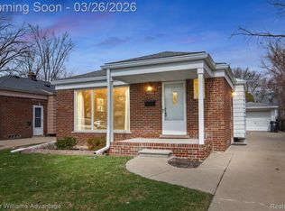 14060 Elgin St, Oak Park, MI 48237