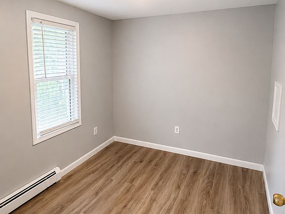 3rd image of 50 Charles St #1