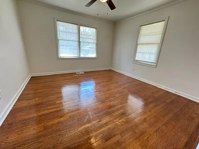 340 Adelle St SE — Photo 7