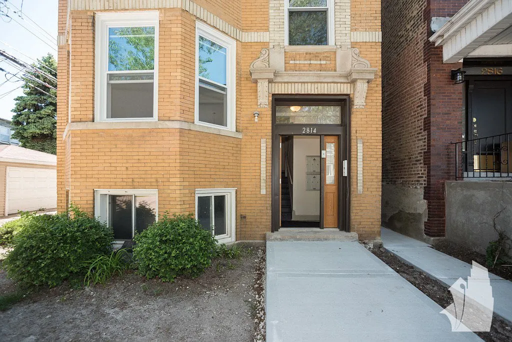 2 bed, 1.0 bath, $2,895 — Photo 2