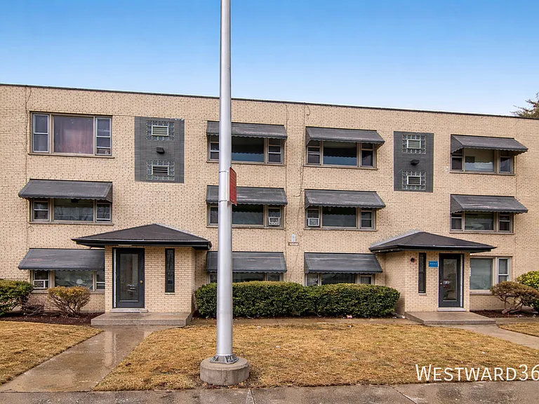 14132 Highlawn Ave #2 — Photo 2