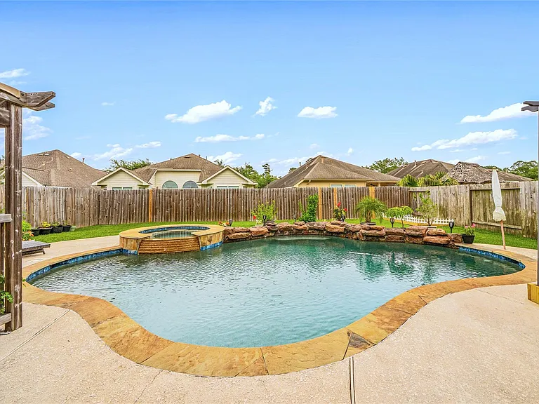 13835 Cane Valley Ct — Photo 40