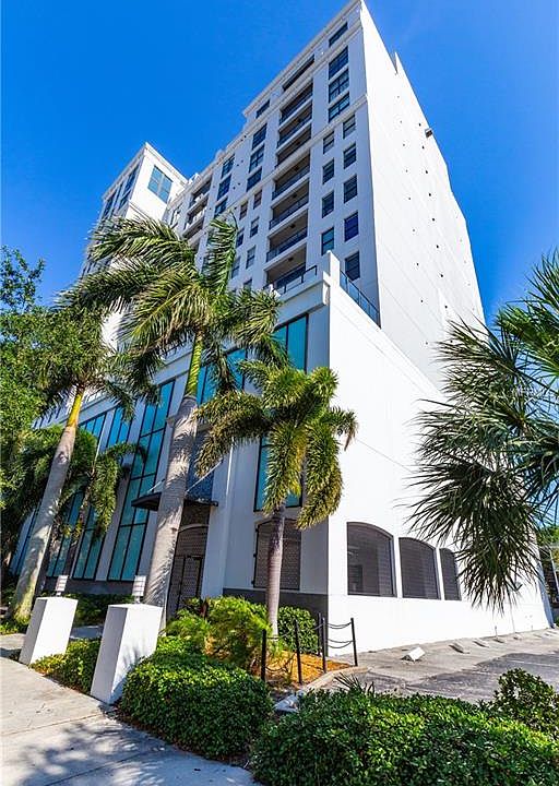 1st image of 226 5th Ave N APT 1202