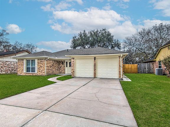 2nd image of 2408 Jacquelyn Dr