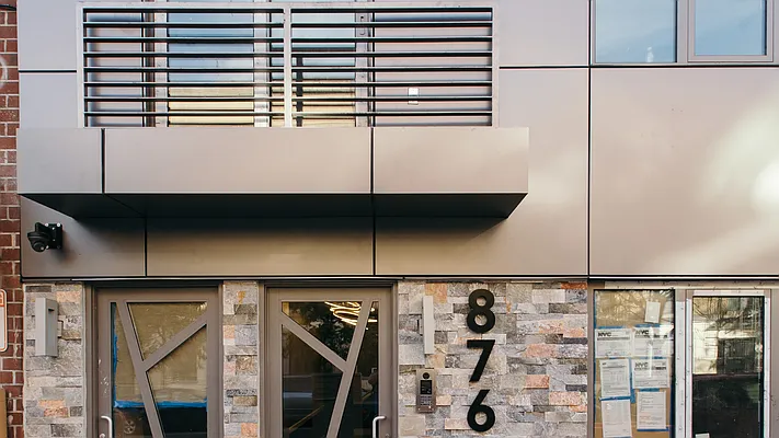 Rented by Nooklyn NYC LLC | media 12