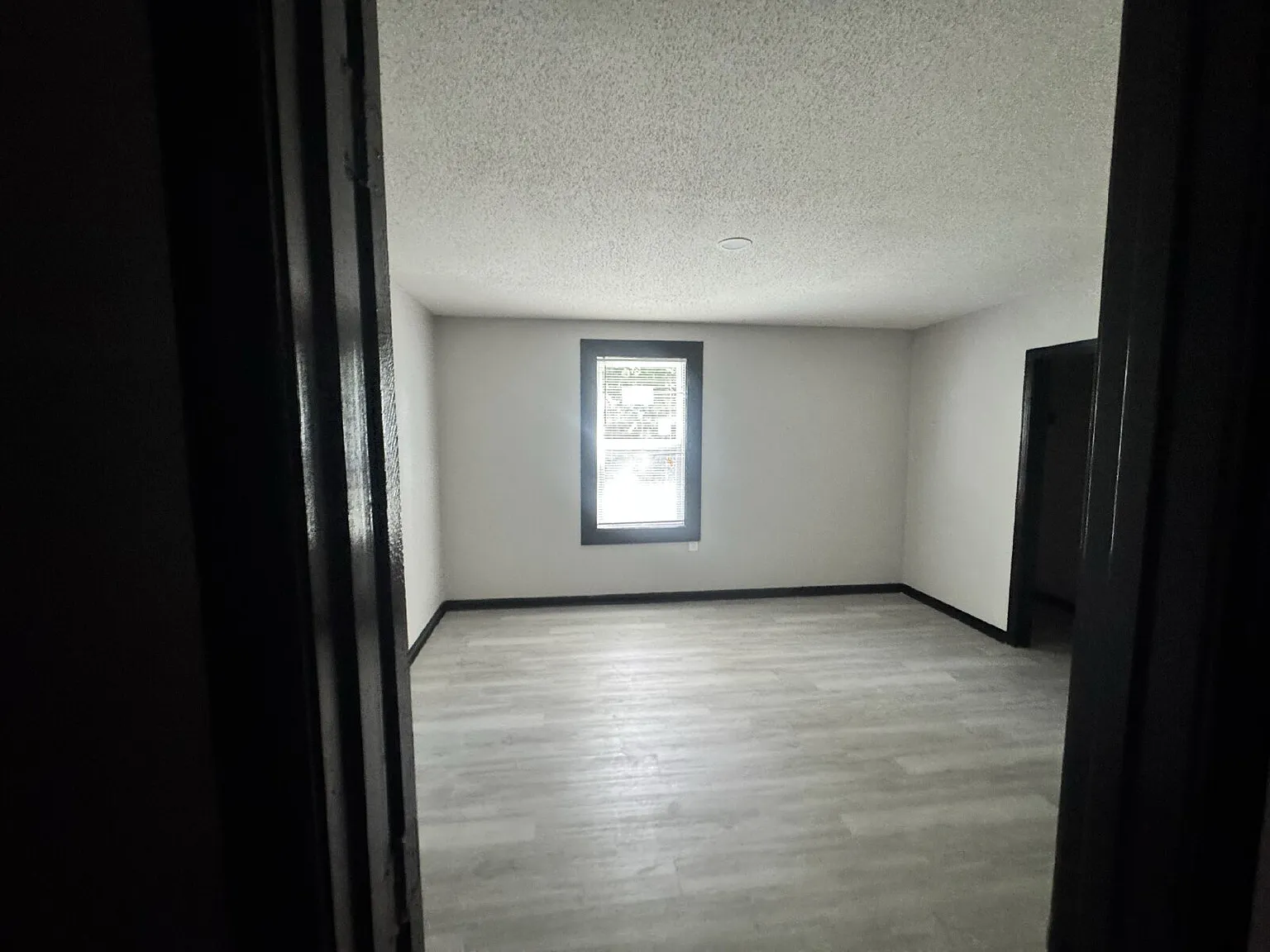 4 bed, 2.5 bath, 851 sqft, $1,500 — Photo 2