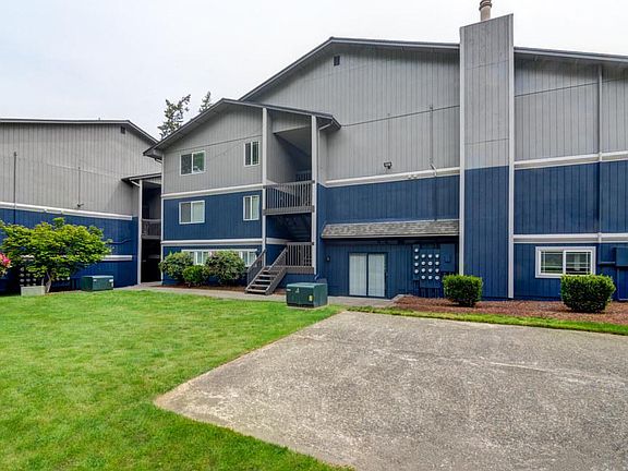 3rd image of 17302 10th Ave S #1A2