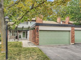 1560 Kerns Rd #7, Burlington, ON L7P3A7