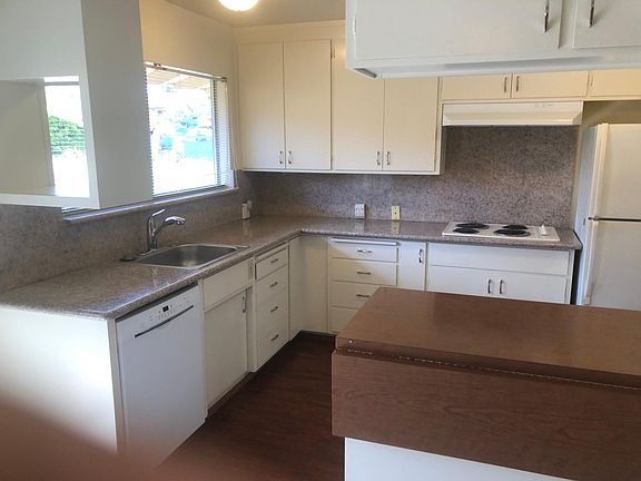 2nd image of 449 Lassen St #1