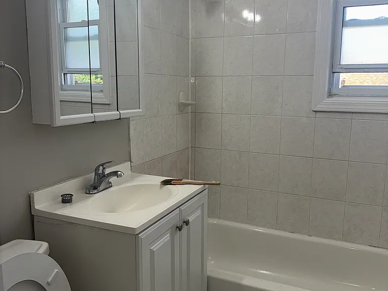 5813 W 35th St #7 — Photo 10